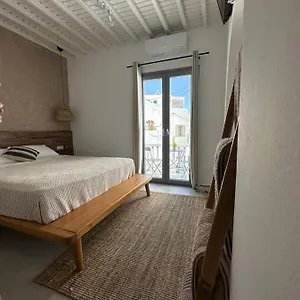 https://oikia-suites-mykonos.hotels-in-mykonosisland.net